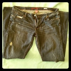 Arizona Distressed Jeans